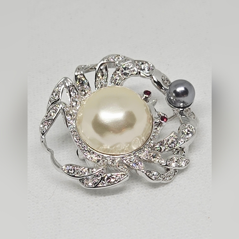 Kenneth Jay Lane KJL Crab Brooch Faux Pearl Rhinestone Silver Tone